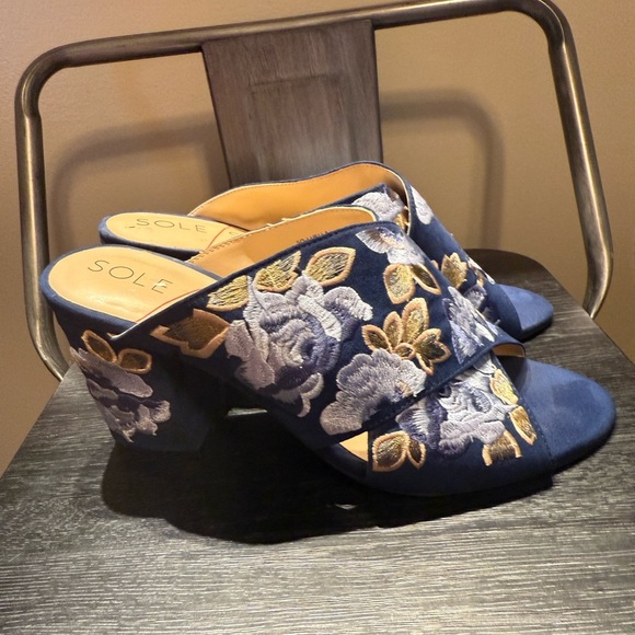 Sole Society Luella Floral Embroidered Heel Mules Sz 8 - Picture 3 of 12